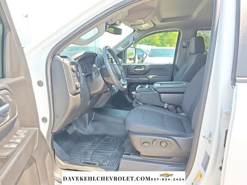 Used 2025 Chevrolet Silverado 2500 Custom w/ Custom Value Package AWD/4WD image 15