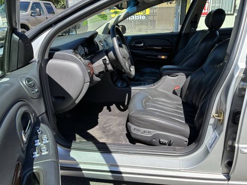 Used 2000 Chrysler 300M FWD image 3