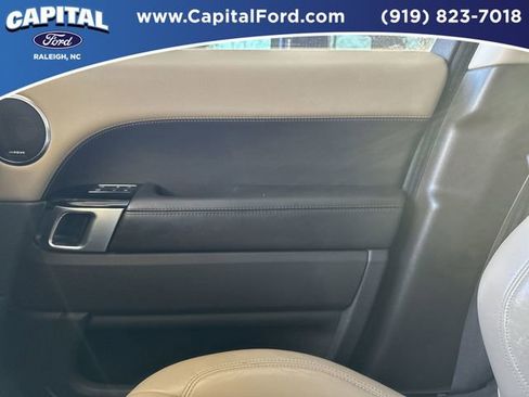 Used 2021 Land Rover Range Rover Sport HSE Silver Edition image 28