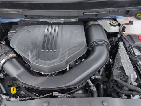 Certified 2026 Chevrolet Traverse RS w/ LPO, Floor Liner Package AWD/4WD image 31
