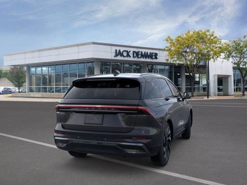 New 2026 Lincoln Nautilus Reserve w/ Jet Appearance Package image 8