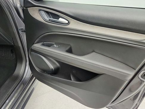 Used 2022 Alfa Romeo Stelvio Ti image 24