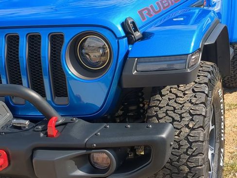 Used 2023 Jeep Wrangler Rubicon w/ LED Lighting Group AWD/4WD image 23