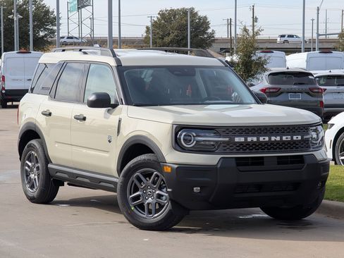 New 2025 Ford Bronco Sport Big Bend w/ Convenience Package image 2
