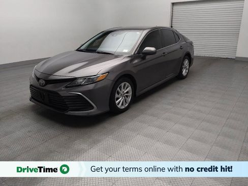 Used 2021 Toyota Camry LE FWD image 1