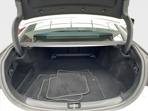 Used 2024 Mercedes-Benz C 300 Sedan image 17