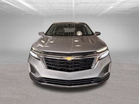 Used 2024 Chevrolet Equinox LT FWD image 2