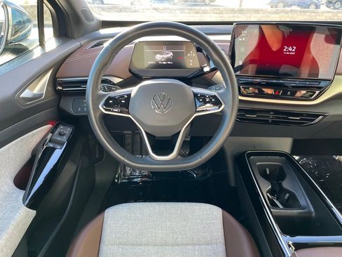 Certified 2023 Volkswagen ID.4 Pro image 21