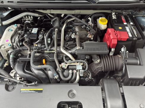 Used 2025 Nissan Sentra SR FWD image 30