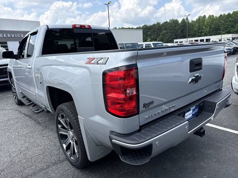 Used 2018 Chevrolet Silverado 1500 LT w/ True North Edition AWD/4WD image 5