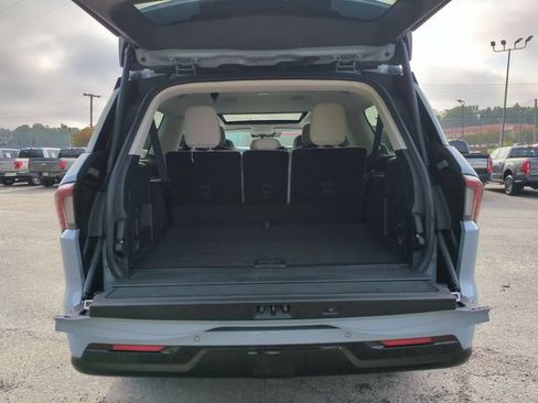 Used 2026 Lincoln Navigator L Reserve AWD/4WD image 32