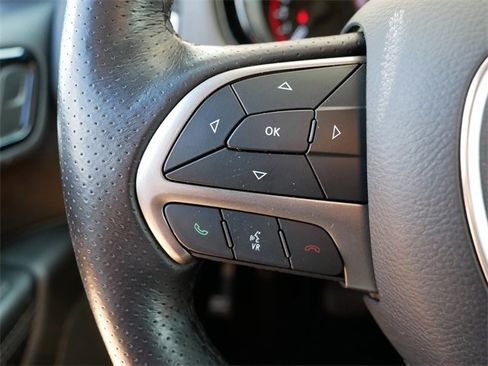 Used 2024 Dodge Durango SXT image 24