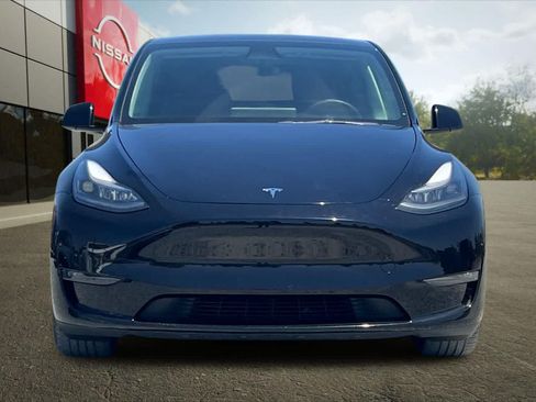 Used 2023 Tesla Model Y Performance AWD/4WD image 11