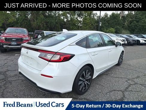 Used 2024 Honda Civic EX-L image 8
