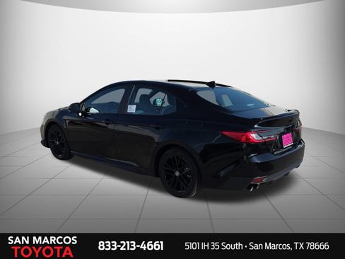 New 2026 Toyota Camry SE FWD image 7