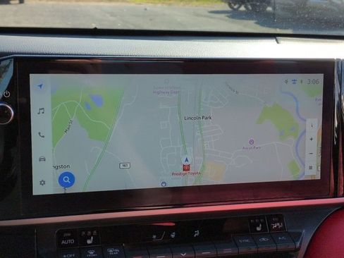 Used 2025 Toyota Camry XSE image 28