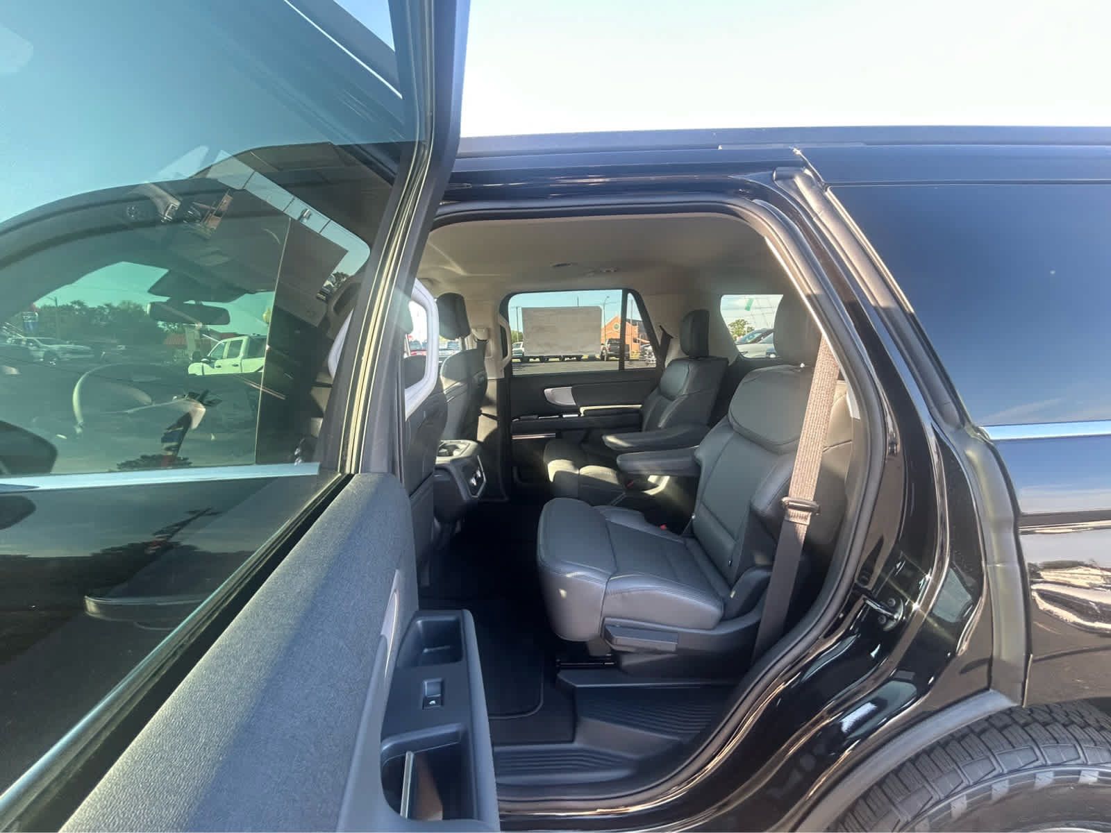 New 2027 Ford Expedition Active AWD/4WD image 14