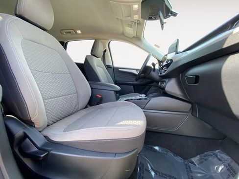 Used 2021 Ford Escape SE FWD image 15