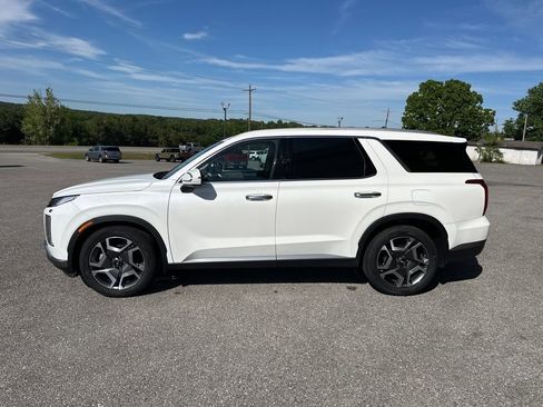 Used 2023 Hyundai Palisade SEL AWD/4WD image 4