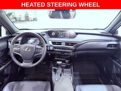Certified 2022 Lexus UX 200 w/ Premium Package FWD image 13