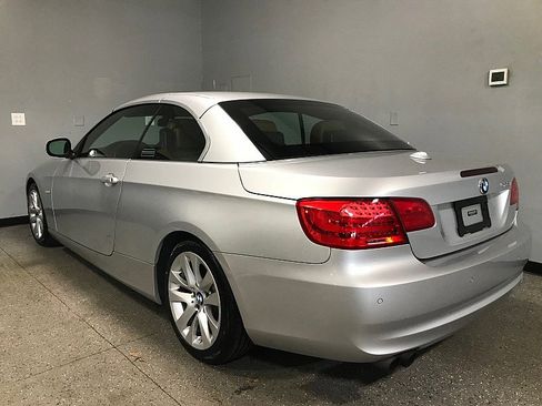 Used 2013 BMW 328i Convertible image 10