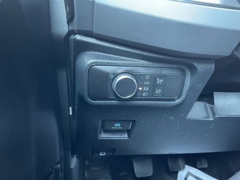 Used 2021 Ford Bronco Black Diamond image 18