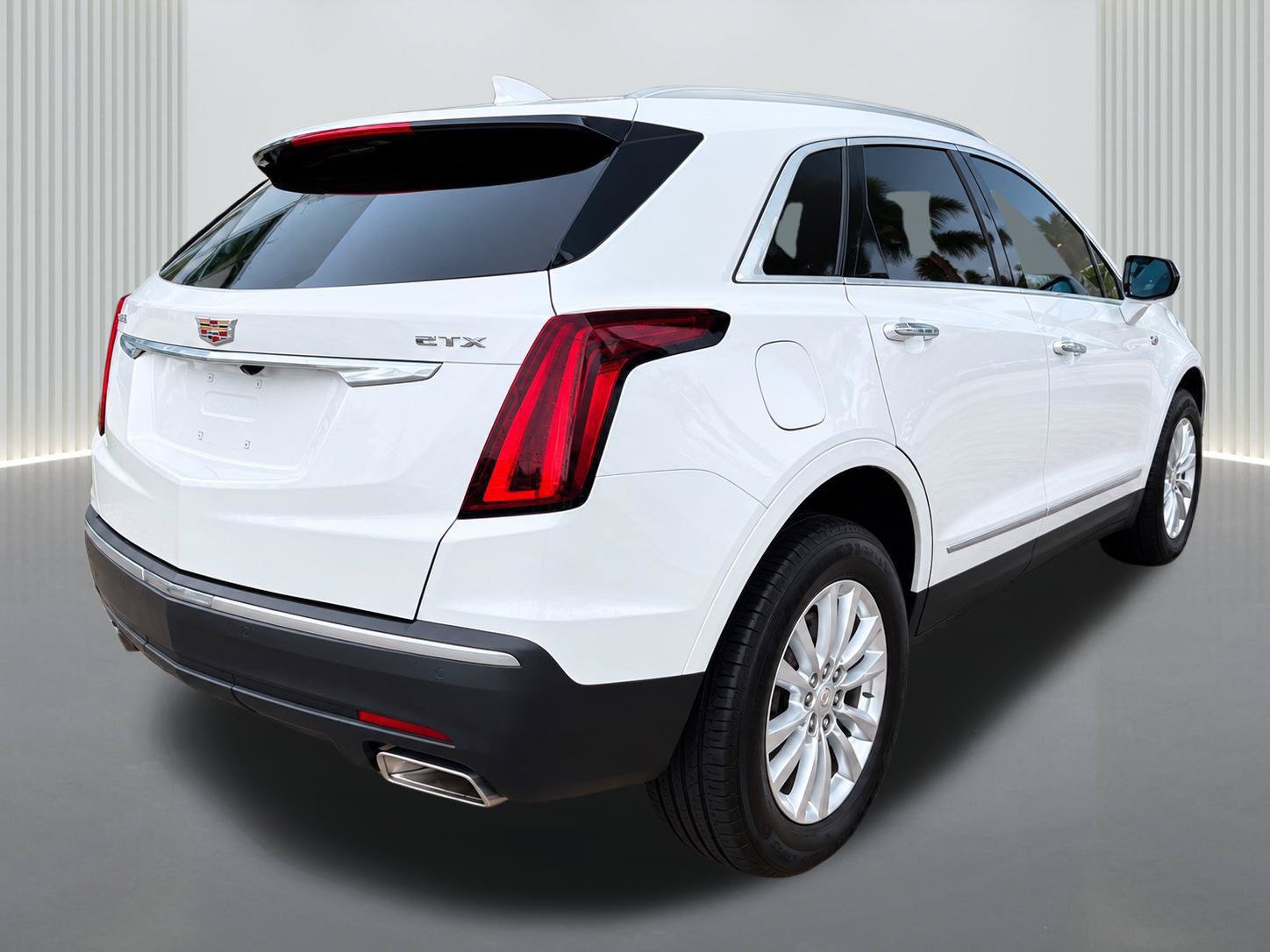 Certified 2023 Cadillac XT5 Luxury FWD image 7