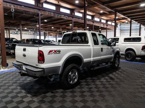 Used 2006 Ford F350 Lariat AWD/4WD image 7