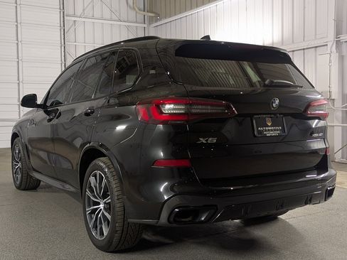 Used 2021 BMW X5 xDrive40i w/ M Sport Package image 12