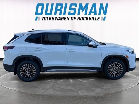 New 2025 Volkswagen Tiguan S image 7