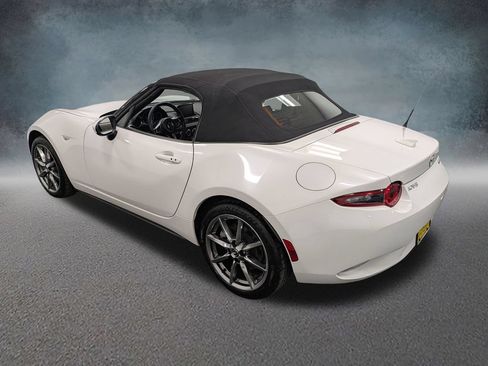 Used 2023 MAZDA MX-5 Miata Grand Touring w/ Weather Package RWD image 6