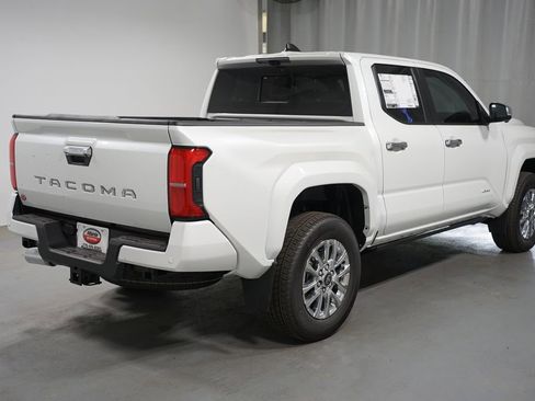 New 2026 Toyota Tacoma Limited AWD/4WD image 9