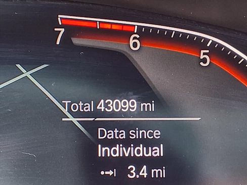 Used 2023 BMW 530i 530i image 38