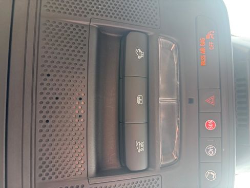 Used 2025 Chevrolet Equinox ACTIV w/ Safety and Technology Package image 31