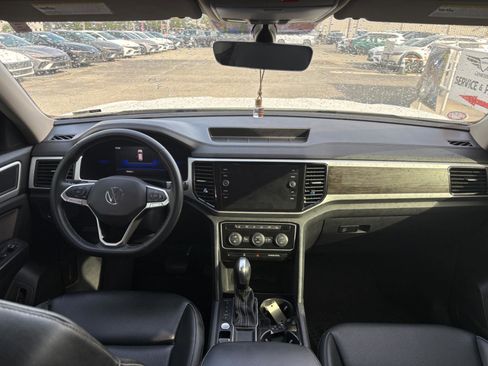 Used 2022 Volkswagen Atlas SE FWD image 19