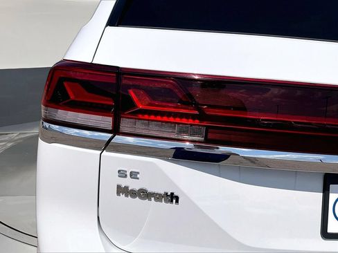 Used 2024 Volkswagen Atlas SE AWD/4WD image 27
