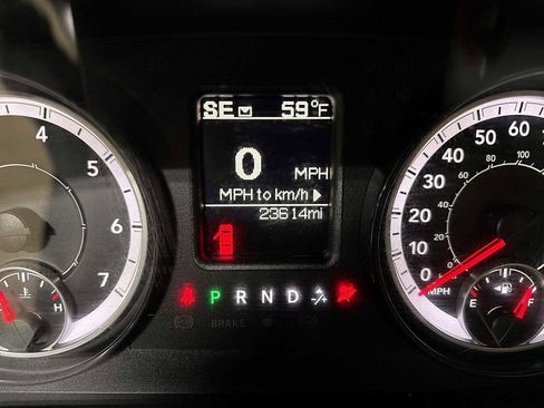 Used 2019 RAM 1500 Tradesman w/ Tradesman SXT Package image 19