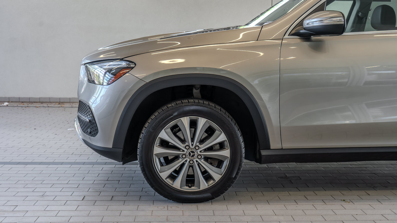 Used 2020 Mercedes-Benz GLE 350 4MATIC image 4