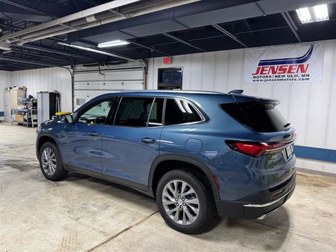 Certified 2025 Buick Enclave Preferred AWD/4WD image 5