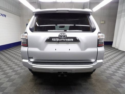Used 2024 Toyota 4Runner TRD Off-Road Premium image 28