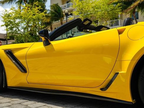Used 2019 Chevrolet Corvette ZR1 RWD image 19