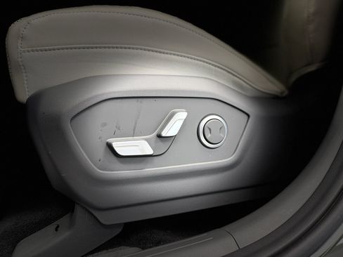 Used 2025 Hyundai Santa Fe SEL AWD/4WD image 15