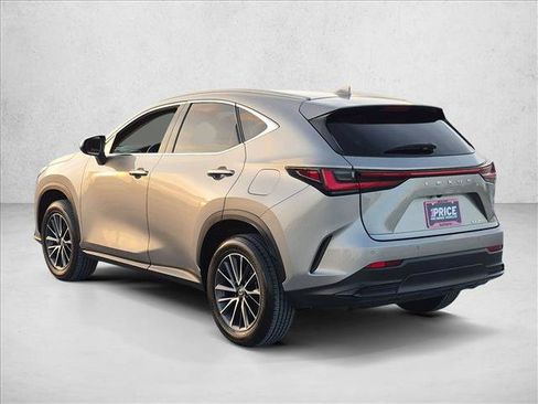 Used 2025 Lexus NX 250 FWD image 8