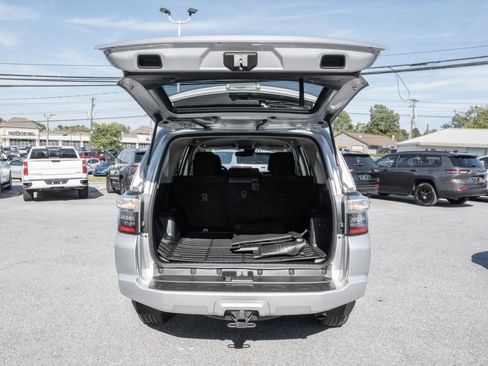 Used 2024 Toyota 4Runner SR5 image 21