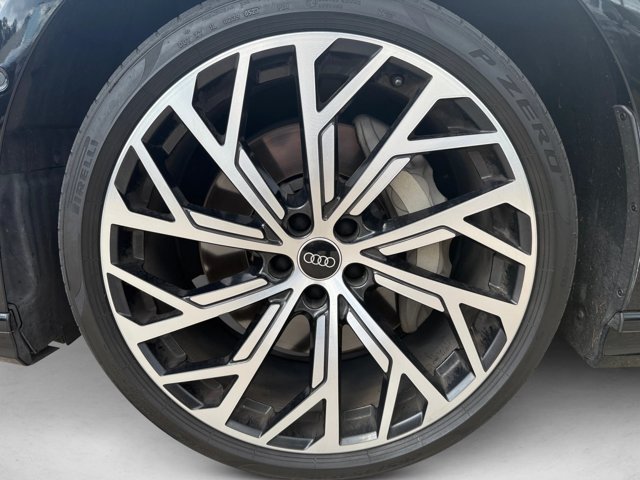 Used 2021 Audi A8 L 3.0T w/ Executive Plus Package AWD/4WD image 27