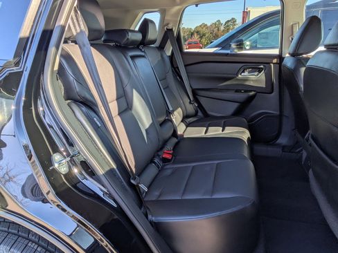 Certified 2023 Nissan Rogue SV w/ SV Premium B Package image 31