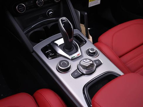New 2026 Alfa Romeo Stelvio Sprint AWD/4WD image 14