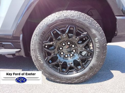 Used 2025 GMC Hummer EV 2X AWD/4WD image 14