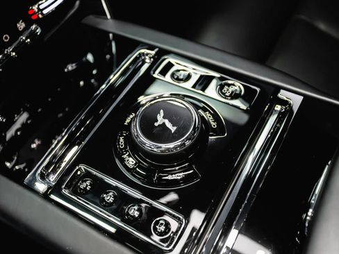 Used 2021 Rolls-Royce Cullinan AWD/4WD image 33