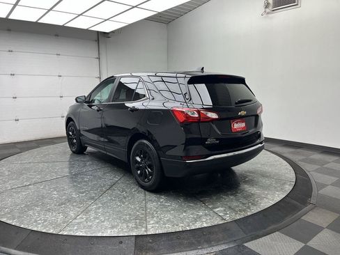 Used 2021 Chevrolet Equinox LT AWD/4WD image 2